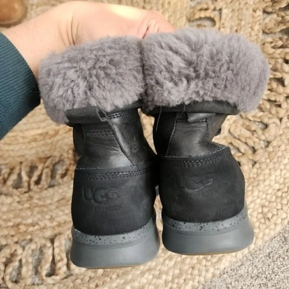 UGG Roseok Black Leather Waterproof Sherpa Treadlite Comfort Boots Outdoor 8 Men